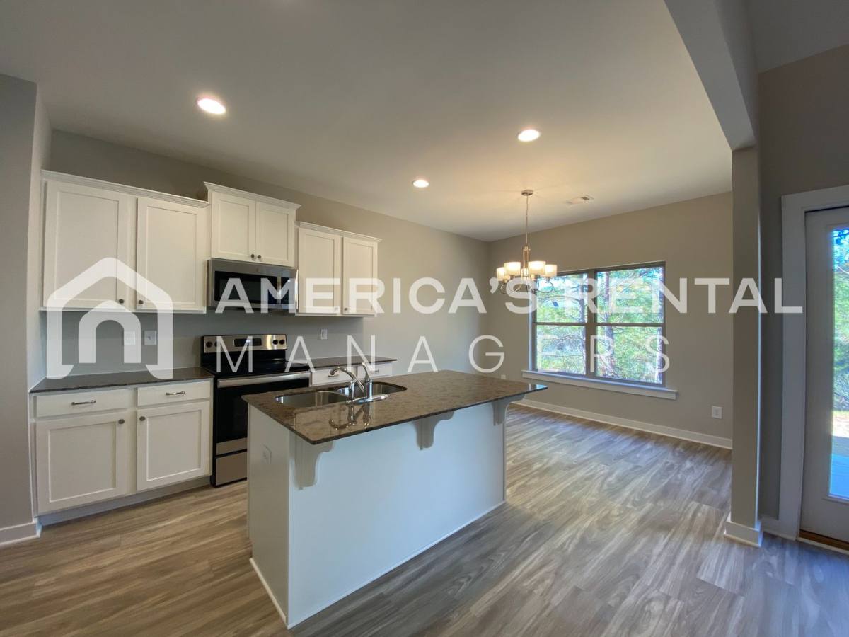 House for rent at 11392 Crimson Ridge Rd, Brookwood, AL 35444
