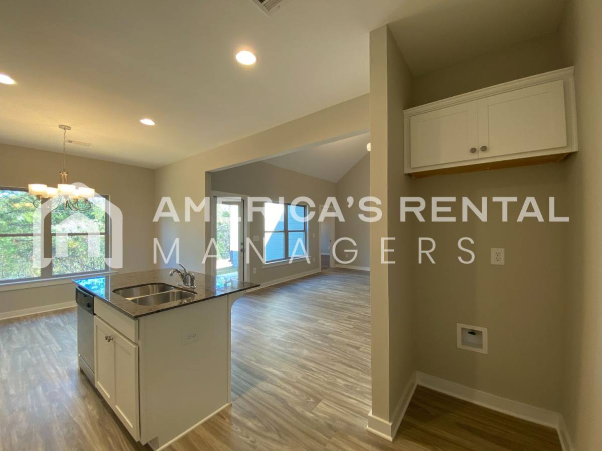 House for rent at 11392 Crimson Ridge Rd, Brookwood, AL 35444