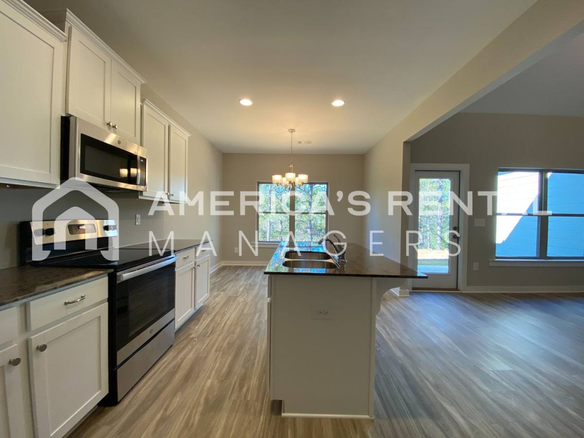 House for rent at 11392 Crimson Ridge Rd, Brookwood, AL 35444