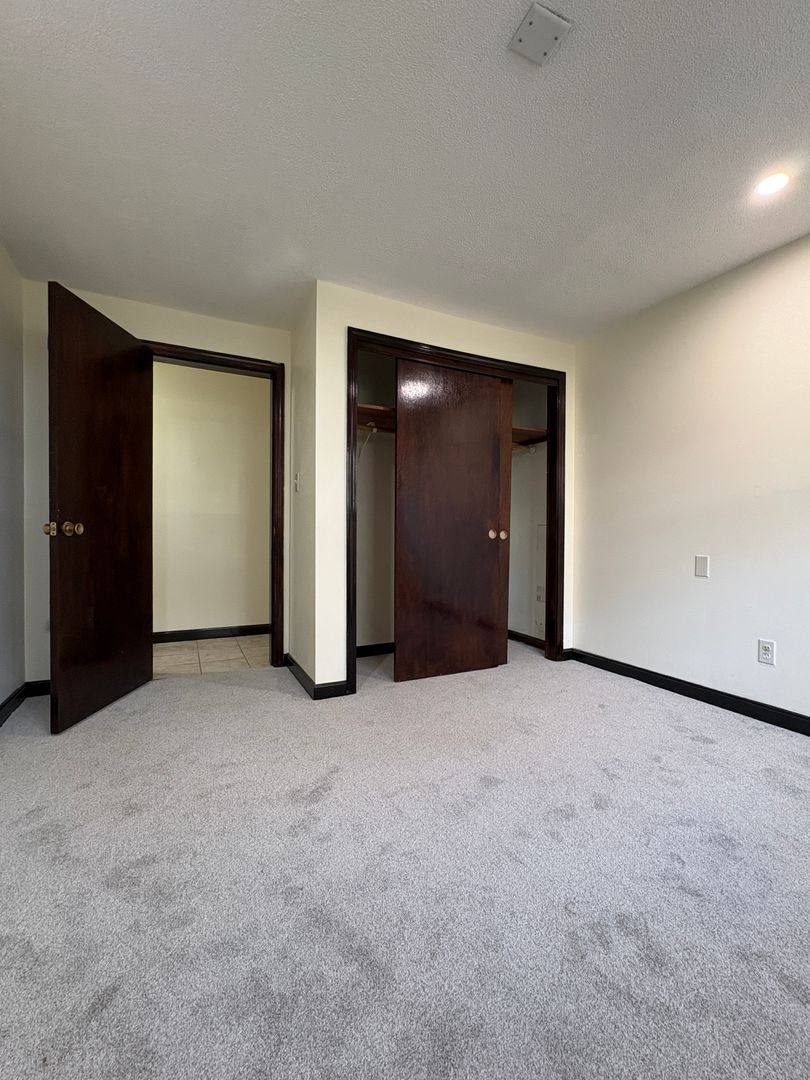 Condo for rent at 700 Robbins Ave, Dracut, MA 01826