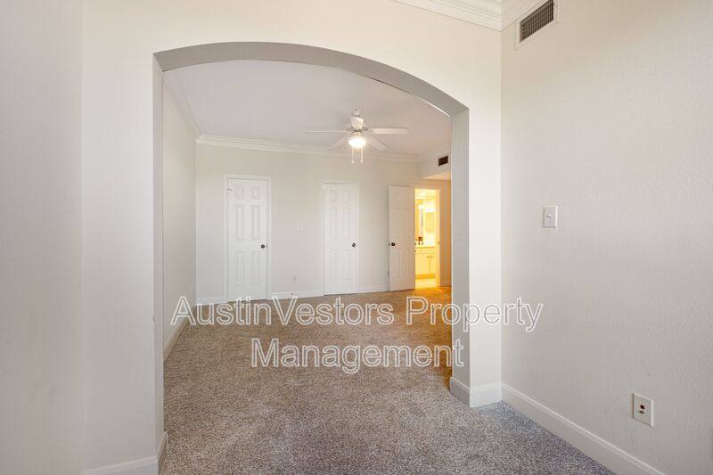7701 Rialto Blvd #637, Austin, TX 78735 - Condo for Rent - Image 2