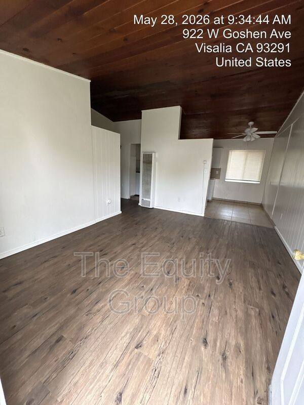 Apartment for rent at 922 W Goshen Ave #A, Visalia, CA 93291