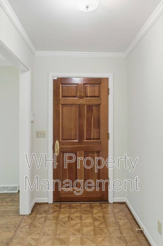 House for rent at 5724 Knob Rd, Nashville, TN 37209