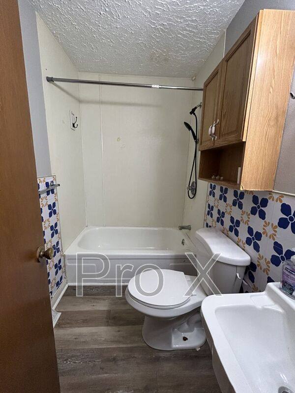 House for rent at 1007 E Monroe St, Pittsburg, KS 66762