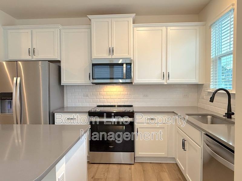 Townhouse for rent at 1552 Cedar Tree Dr, Belmont, NC 28012