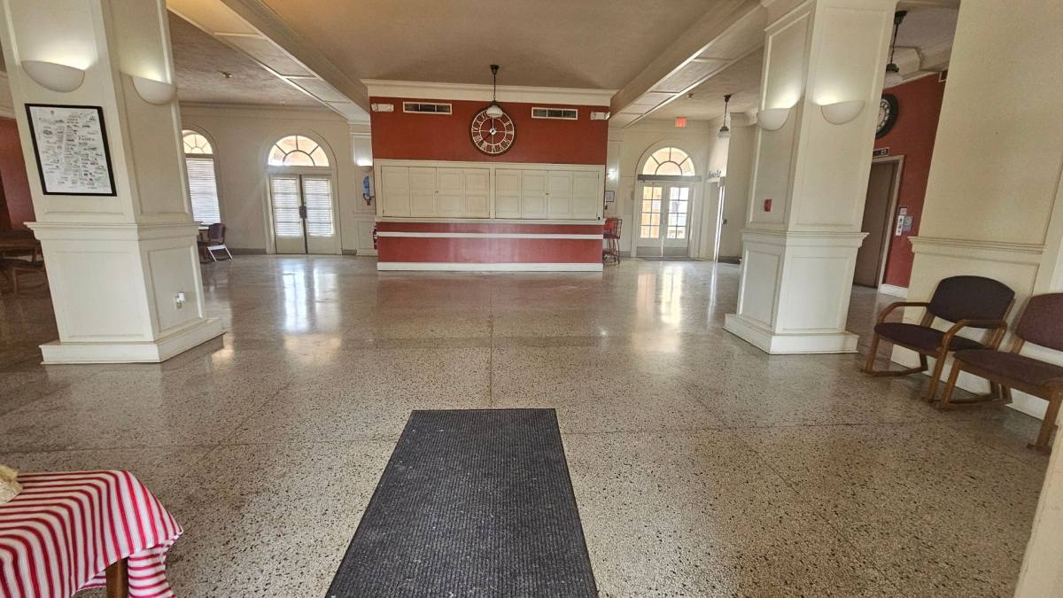 Apartment for rent at 120 S Russell, Pampa, TX 79065