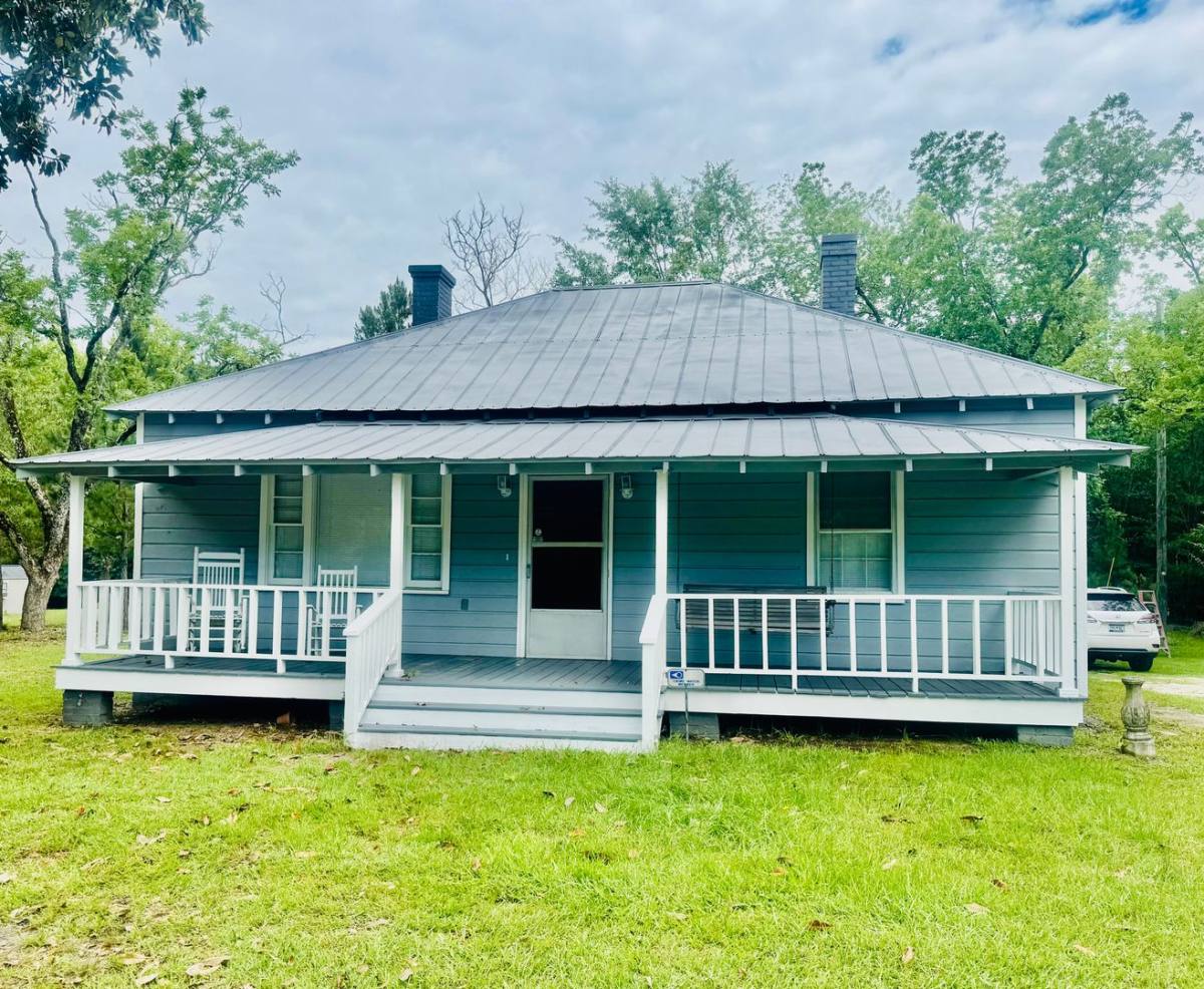 House for rent at 916 N Brickyard Rd, Columbia, SC 29223