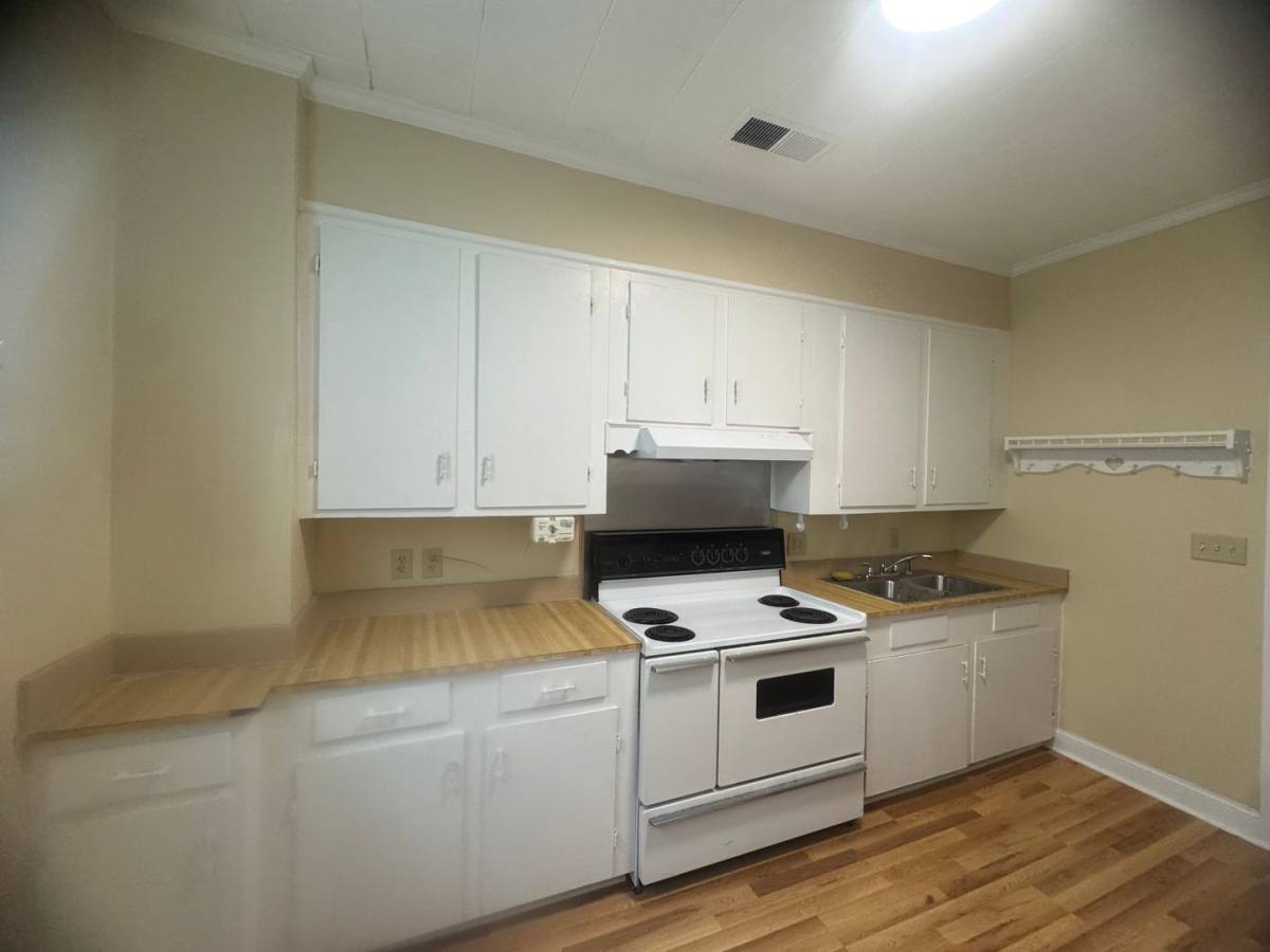 House for rent at 916 N Brickyard Rd, Columbia, SC 29223