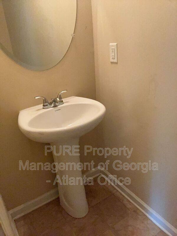 House for rent at 400 Brookwood Crossing, Douglasville, GA 30134
