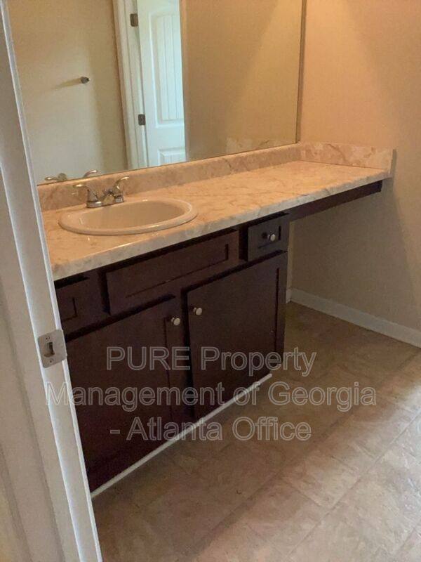 House for rent at 400 Brookwood Crossing, Douglasville, GA 30134