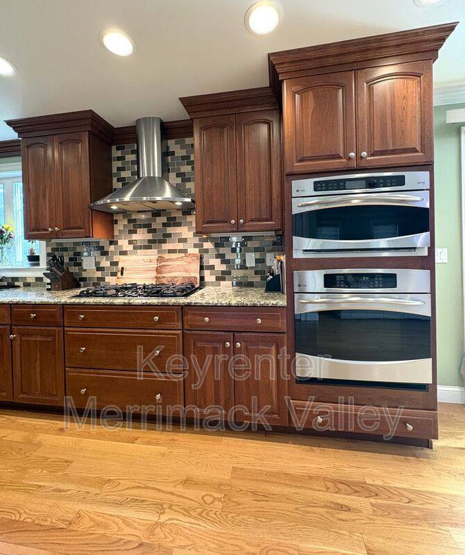 House for rent at 6 Dickson Ave, Tewksbury, MA 01876