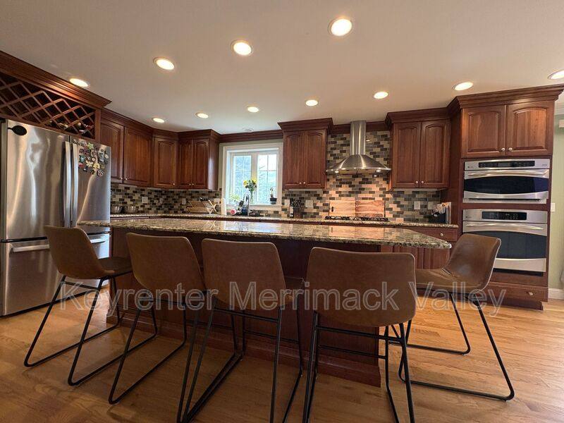 House for rent at 6 Dickson Ave, Tewksbury, MA 01876