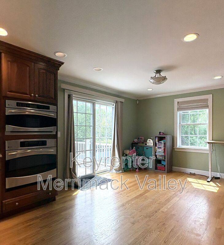 House for rent at 6 Dickson Ave, Tewksbury, MA 01876