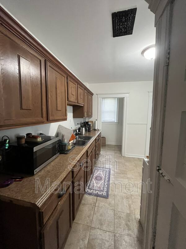 House for rent at 4190 Hurlbut St #2, Detroit, MI 48214