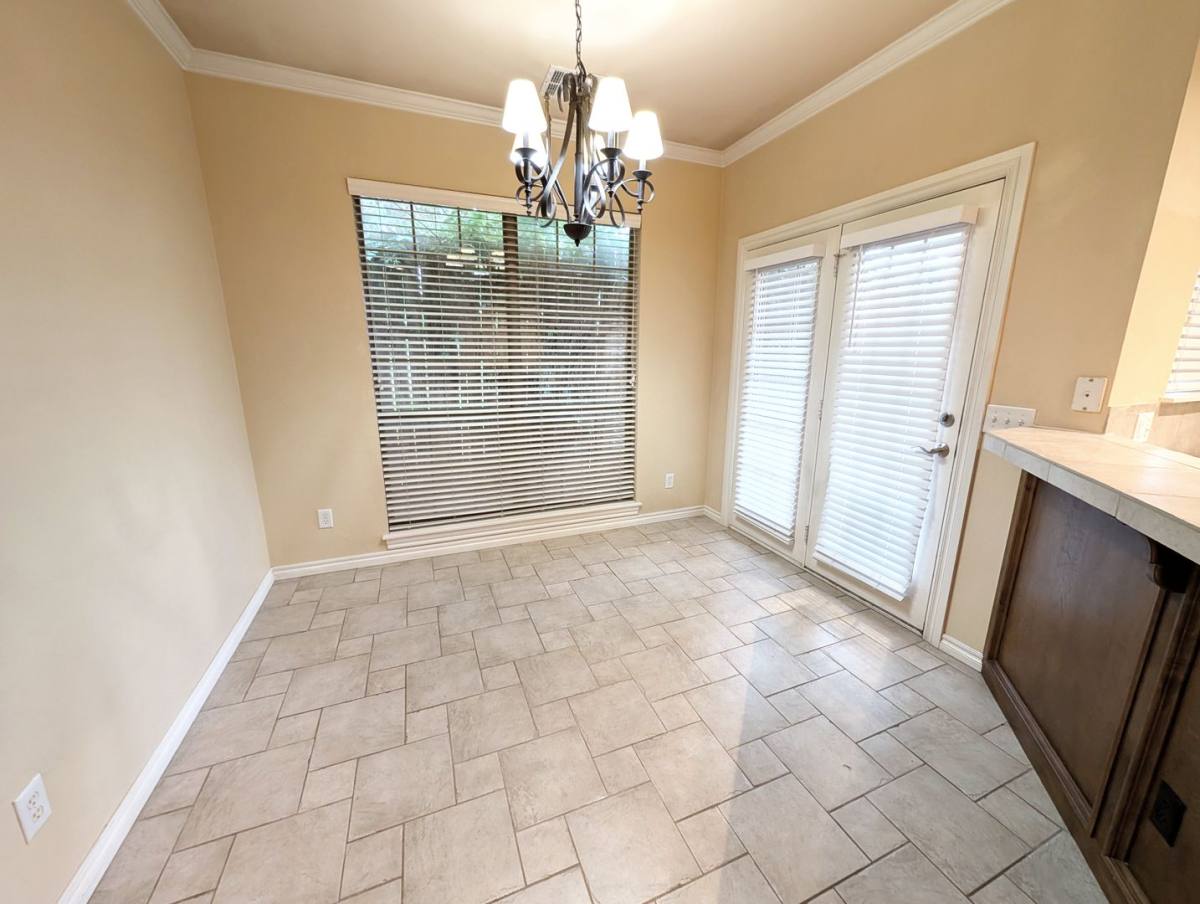 House for rent at 17115 Cedar Dr, Edmond, OK 73025