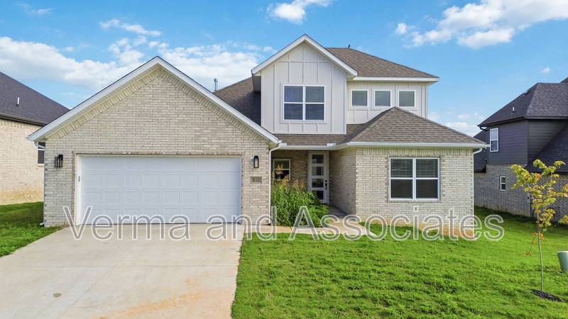 House for rent at 910 Trestle Lane, Centerton, AR 72719