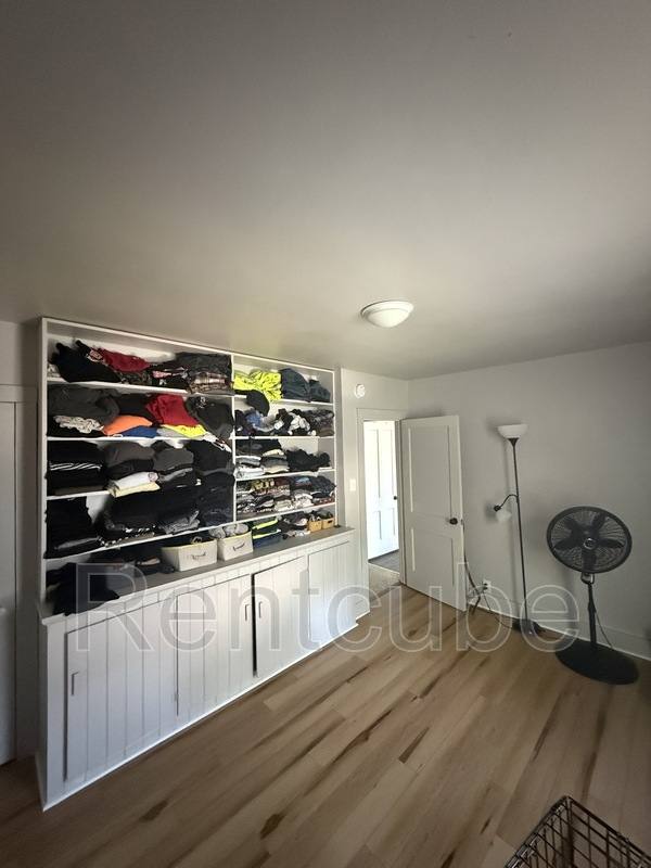 Townhouse for rent at 232 Cardiff St, Dubuque, IA 52001