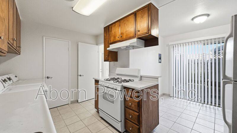 House for rent at 5441 Olympic Way, Sacramento, CA 95842