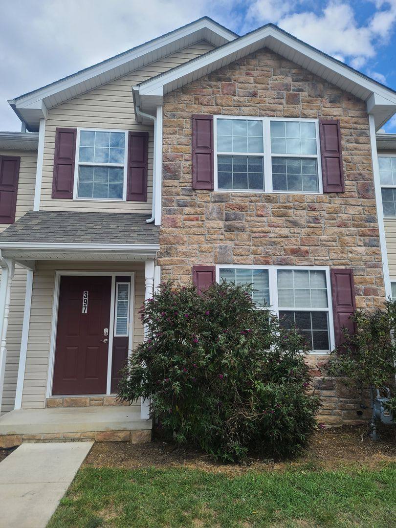Townhouse for rent at 397 Viewpoint Way, Waynesboro, PA 17268