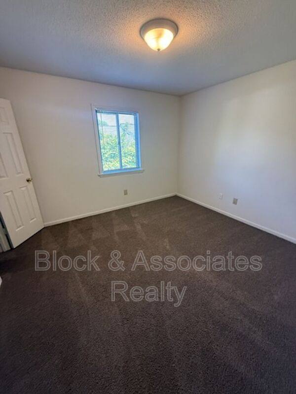 Townhouse for rent at 605 Sunset Ave #6, Asheboro, NC 27203
