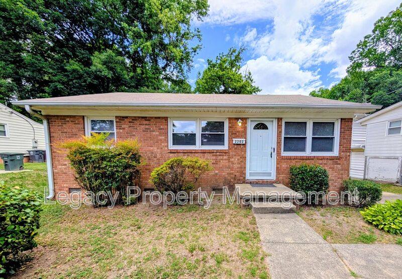 House for rent at 2202 Maywood St, Greensboro, NC 27403