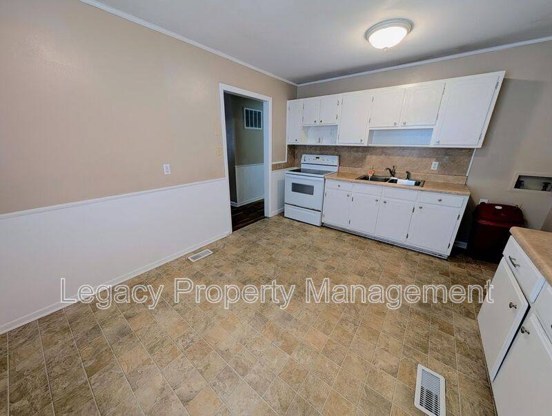 House for rent at 2202 Maywood St, Greensboro, NC 27403