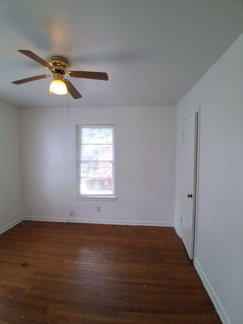 Apartment for rent at 3019-3021 Avon St, Dallas, TX 75211