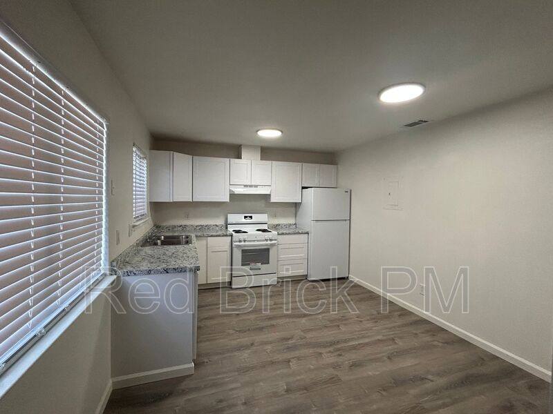 House for rent at 101 Kings Ave, Chowchilla, CA 93610