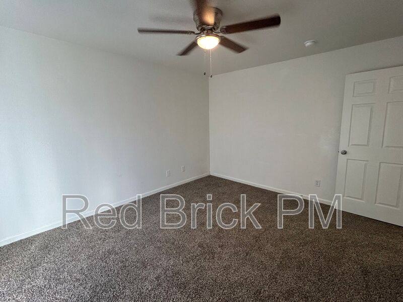 House for rent at 101 Kings Ave, Chowchilla, CA 93610