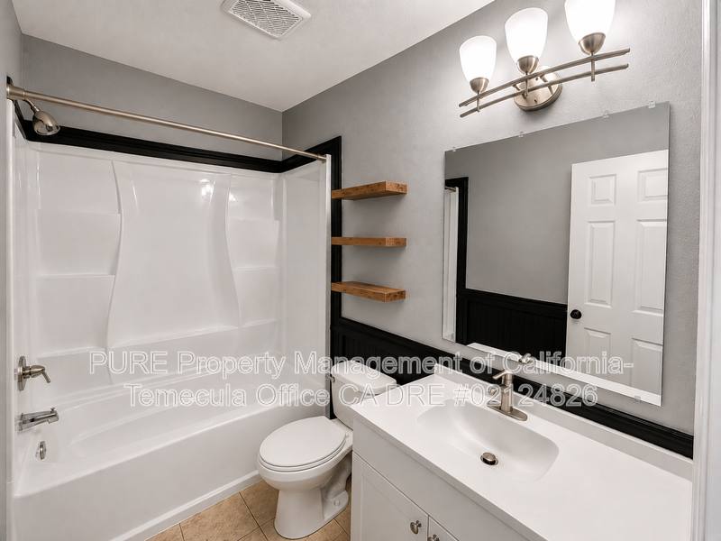 House for rent at 24650 Morningstar Dr, Murrieta, CA 92562