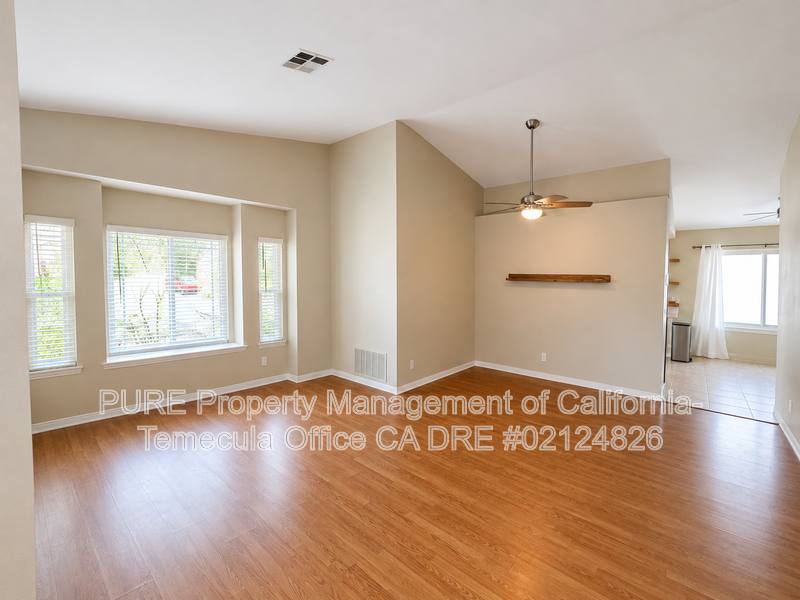 House for rent at 24650 Morningstar Dr, Murrieta, CA 92562