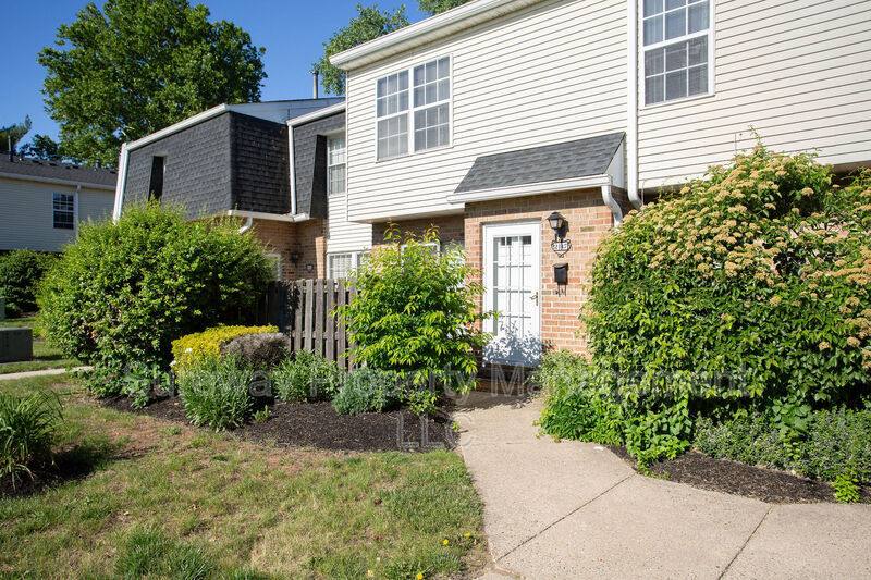 Condo for rent at 2147 Harbour Dr, Palmyra, NJ 08065