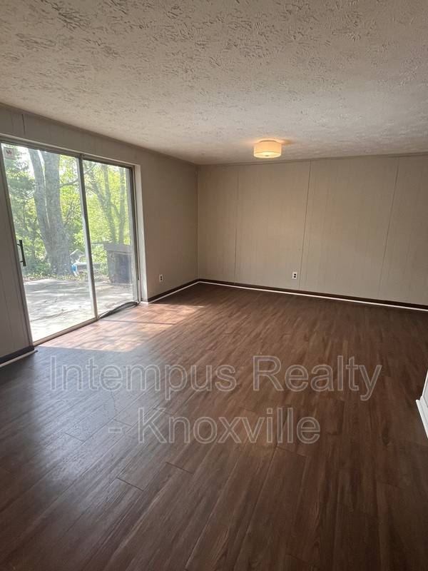 Townhouse for rent at 8738 Gleason Dr, Knoxville, TN 37923
