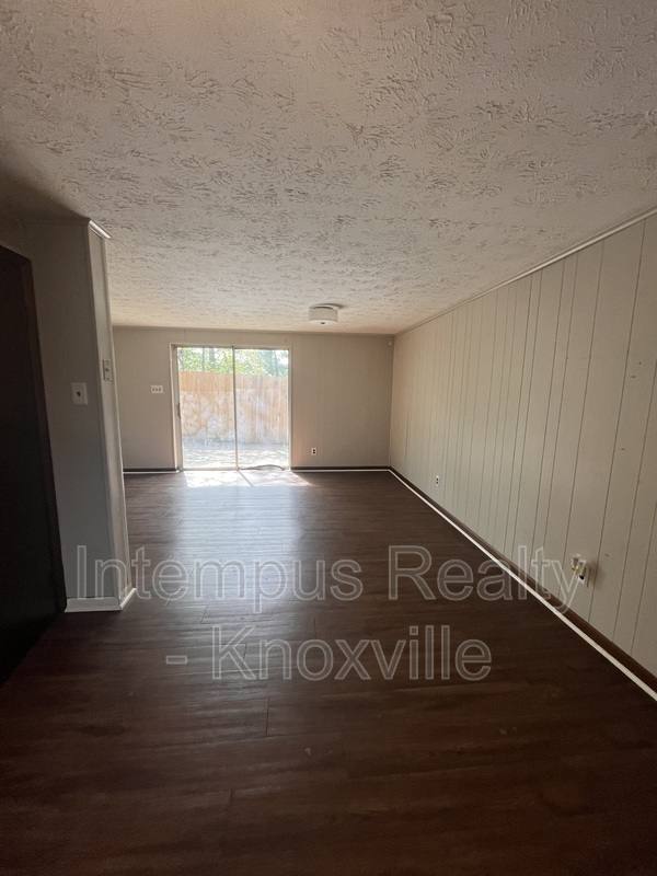 Townhouse for rent at 8738 Gleason Dr, Knoxville, TN 37923