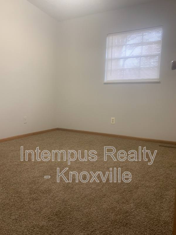 Townhouse for rent at 8738 Gleason Dr, Knoxville, TN 37923