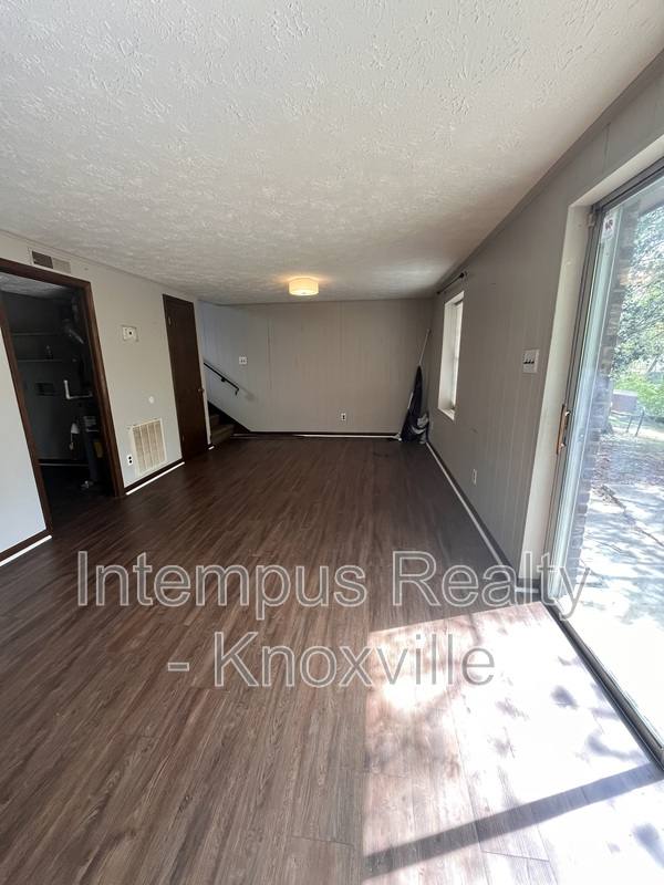 Townhouse for rent at 8738 Gleason Dr, Knoxville, TN 37923