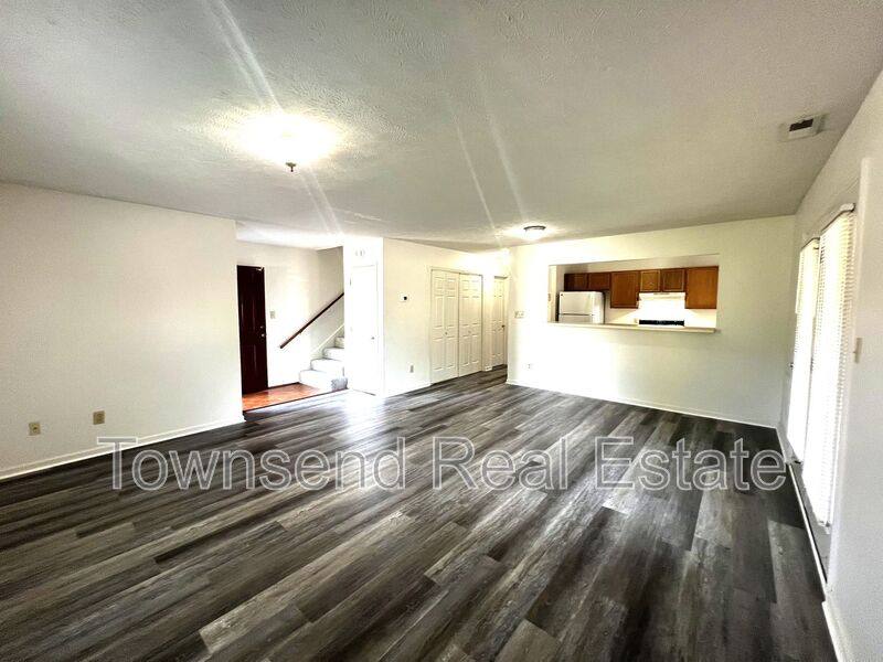 Townhouse for rent at 1044-2 Ancestry Dr, Fayetteville, NC 28304