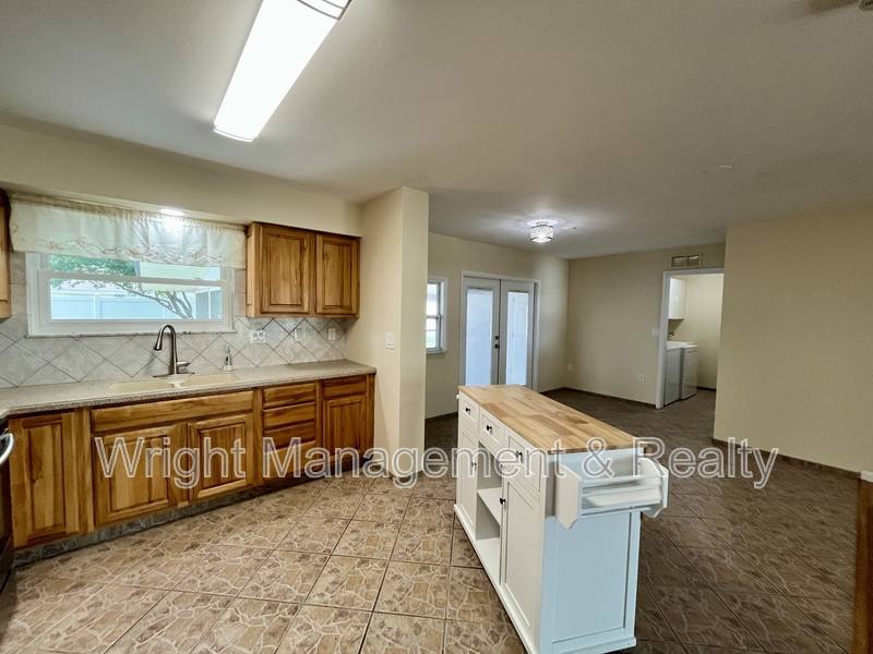 House for rent at 704 Torrey Pines Ave, Sun City Center, FL 33573