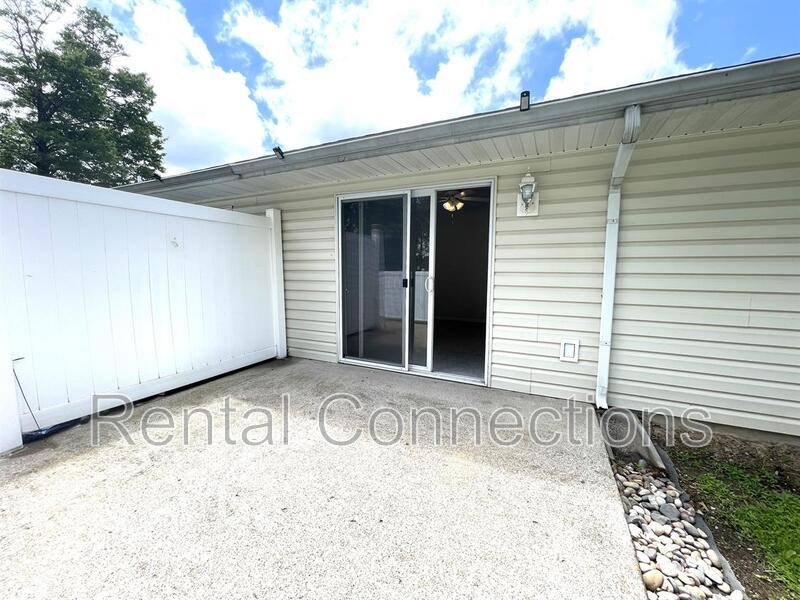 Apartment for rent at 712 Joseph, Herrin, IL 62948