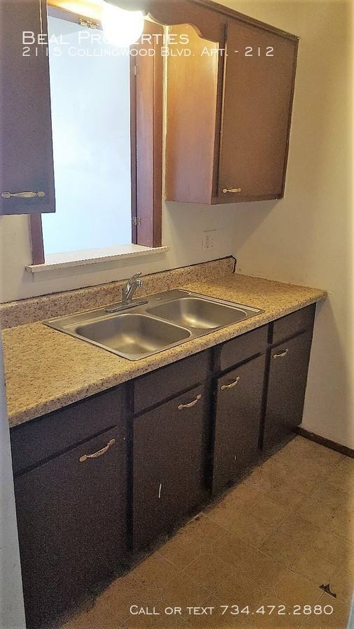 Apartment for rent at 2115 Collingwood Blvd, Toledo, OH 43620