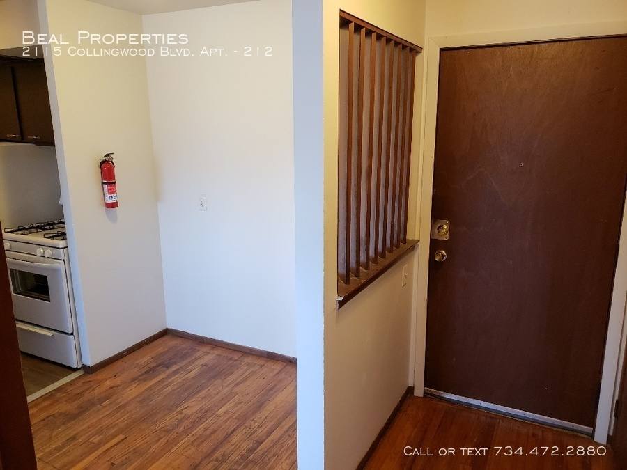 Apartment for rent at 2115 Collingwood Blvd, Toledo, OH 43620