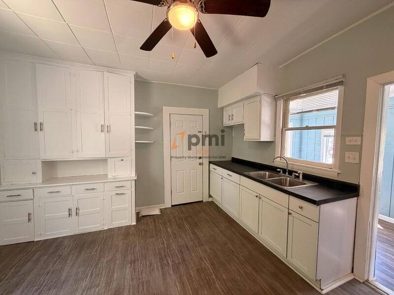 Apartment for rent at 422 Hoyt St #1, Michigan City, IN 46360