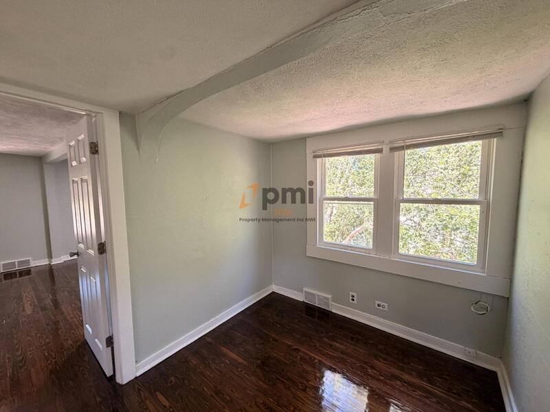 Apartment for rent at 422 Hoyt St #2, Michigan City, IN 46360