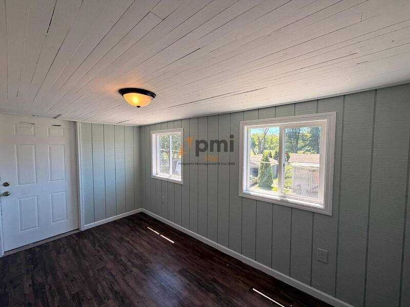 Apartment for rent at 422 Hoyt St #2, Michigan City, IN 46360