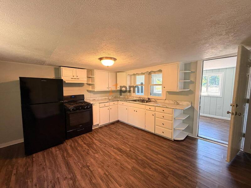 Apartment for rent at 422 Hoyt St #2, Michigan City, IN 46360