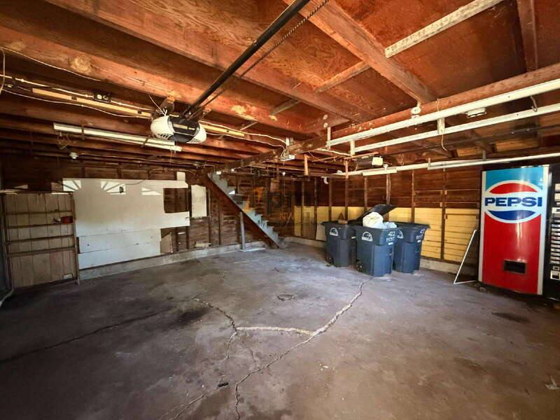 Apartment for rent at 422 Hoyt St #2, Michigan City, IN 46360