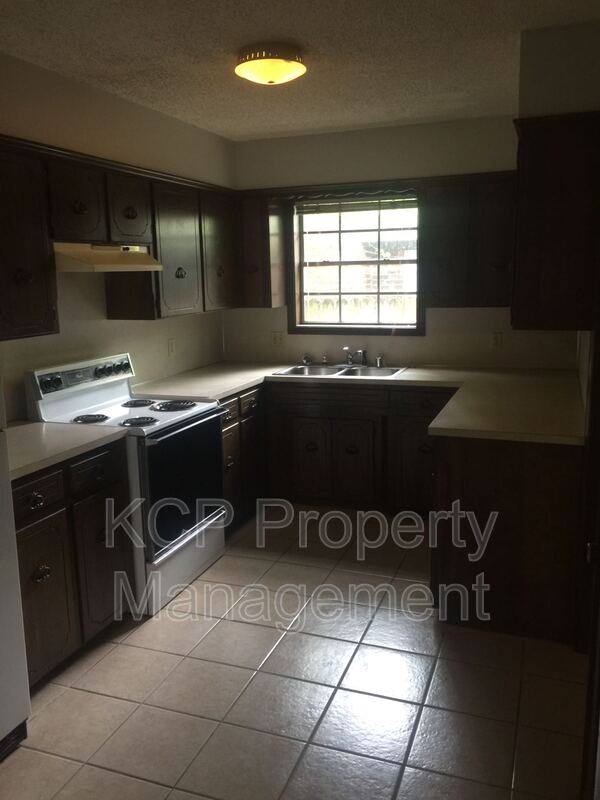 Apartment for rent at 4802 S U, Fort Smith, AR 72903