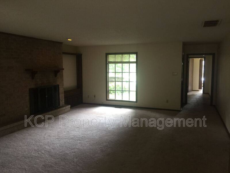 Apartment for rent at 4802 S U, Fort Smith, AR 72903