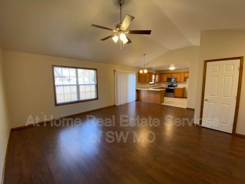 House for rent at 625 S Hazelnut, Springfield, MO 65802