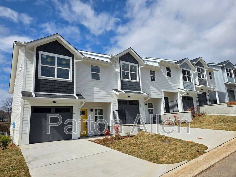 House for rent at 17 Bolton, Asheville, NC 28806